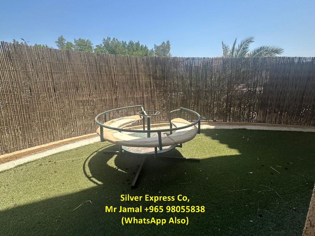 Mangaf, Apartments, Flats, Houses & Villas, KWD 650/month,  4 BR,  200 Sq. Meter,  4 Bedroom Floor With Balcony For Rent In Mangaf.