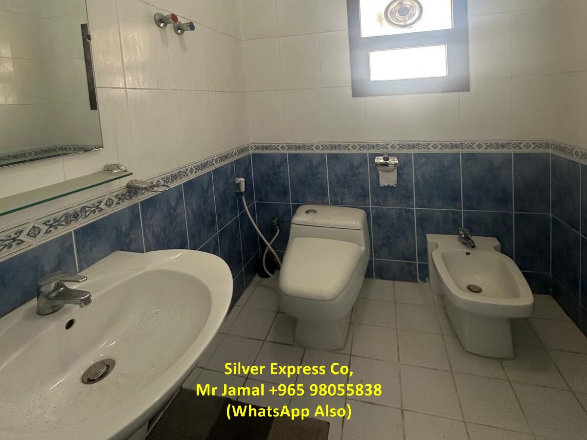 Mangaf, Apartments, Flats, Houses & Villas, KWD 650/month,  4 BR,  200 Sq. Meter,  4 Bedroom Floor With Balcony For Rent In Mangaf.