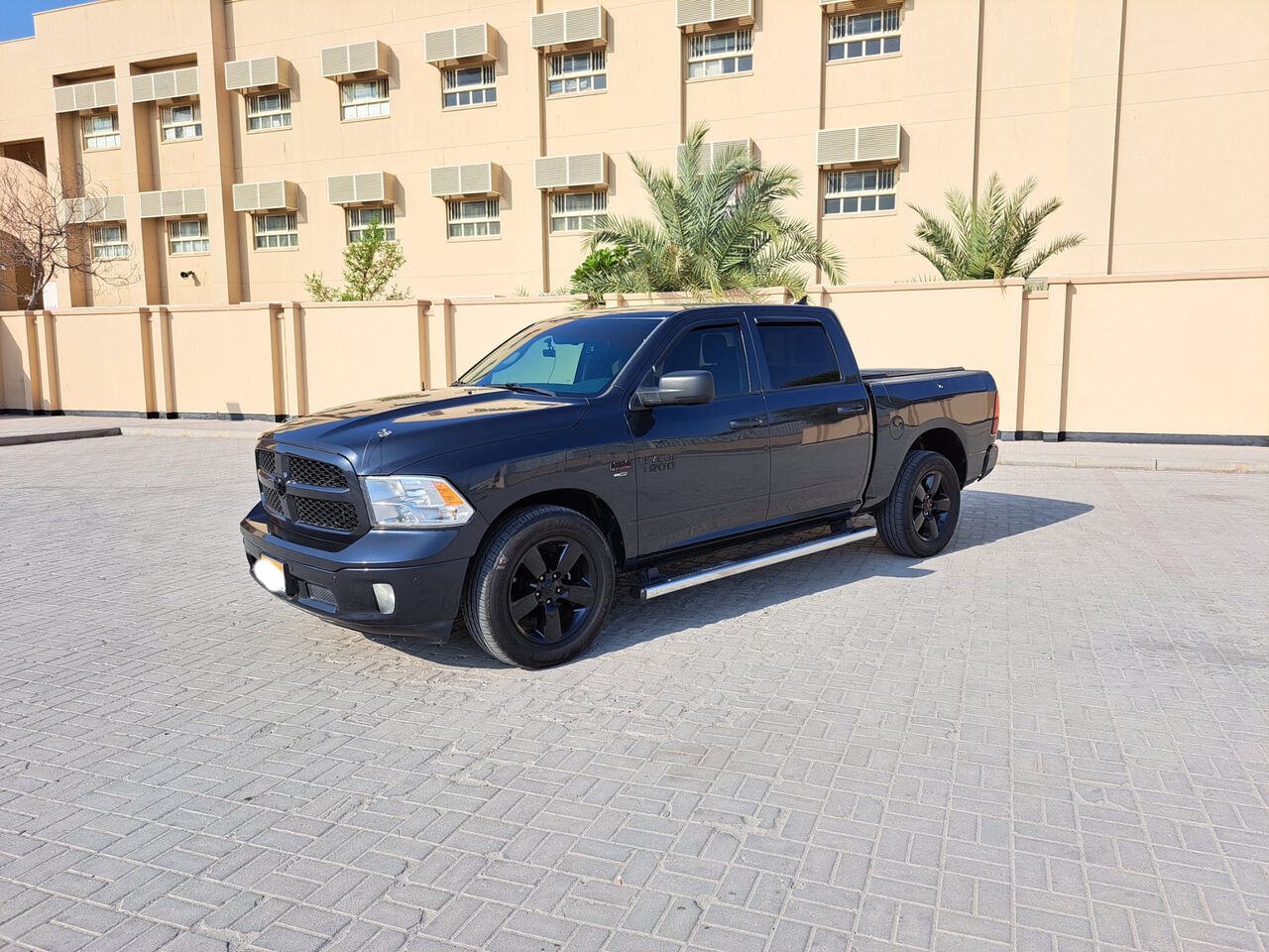 Manama, Vehicles, Cars & Trucks , BHD 6800,  Dodge Ram SLT,  2017,  Automatic,  252750 KM,    (Black)