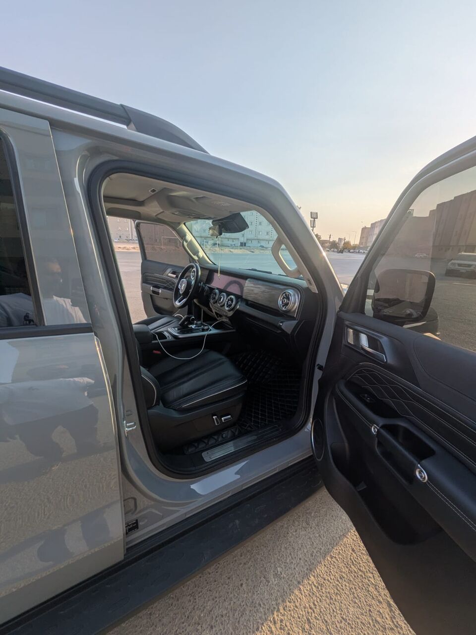 Al Malaz, Vehicles, Cars & Trucks , SAR 15000,  Tank 300,  2025,  Automatic,  44000 KM,  Excellent Condition   Full Option For Sale