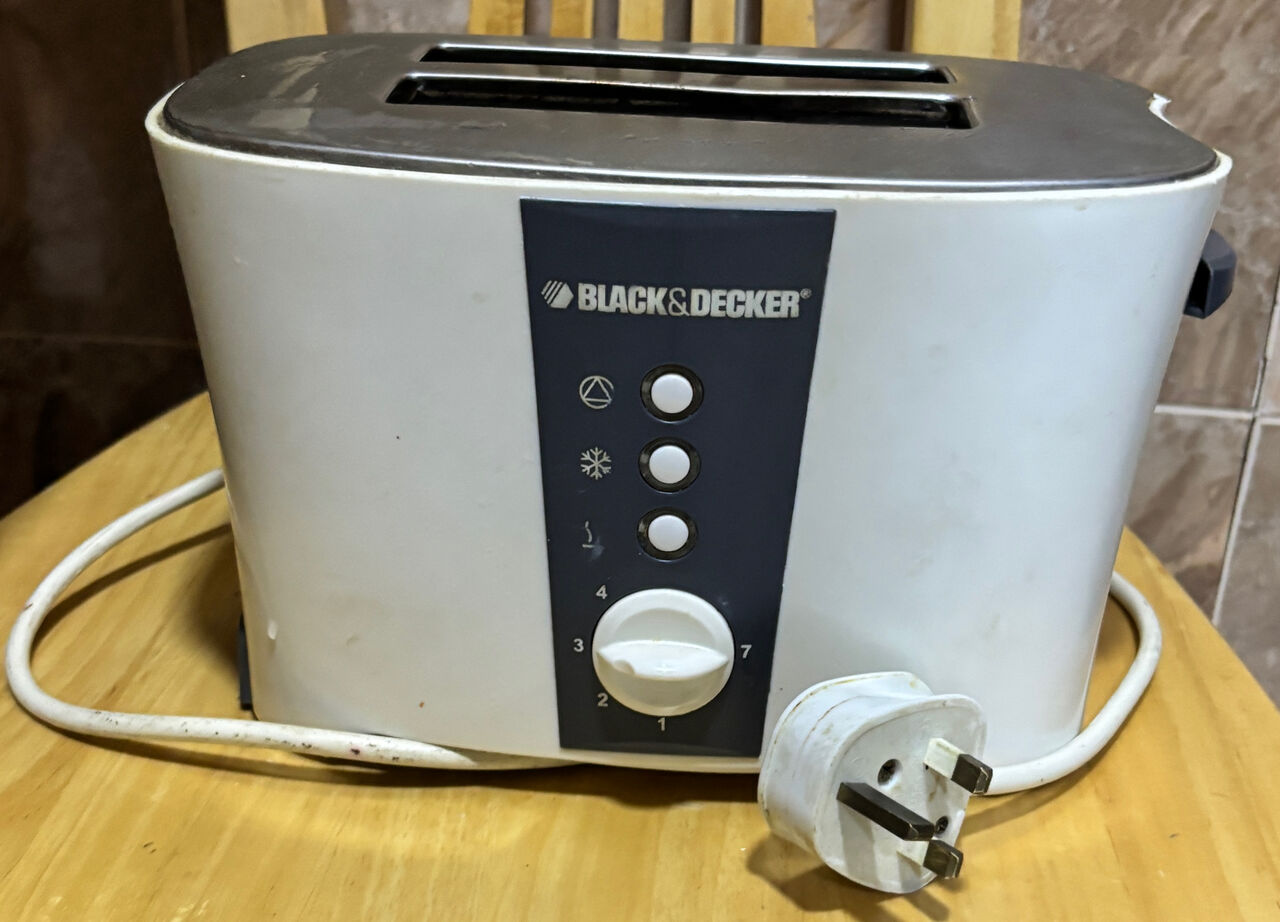 Jubail, Household Items, SAR 35,  Black & Decker Toster