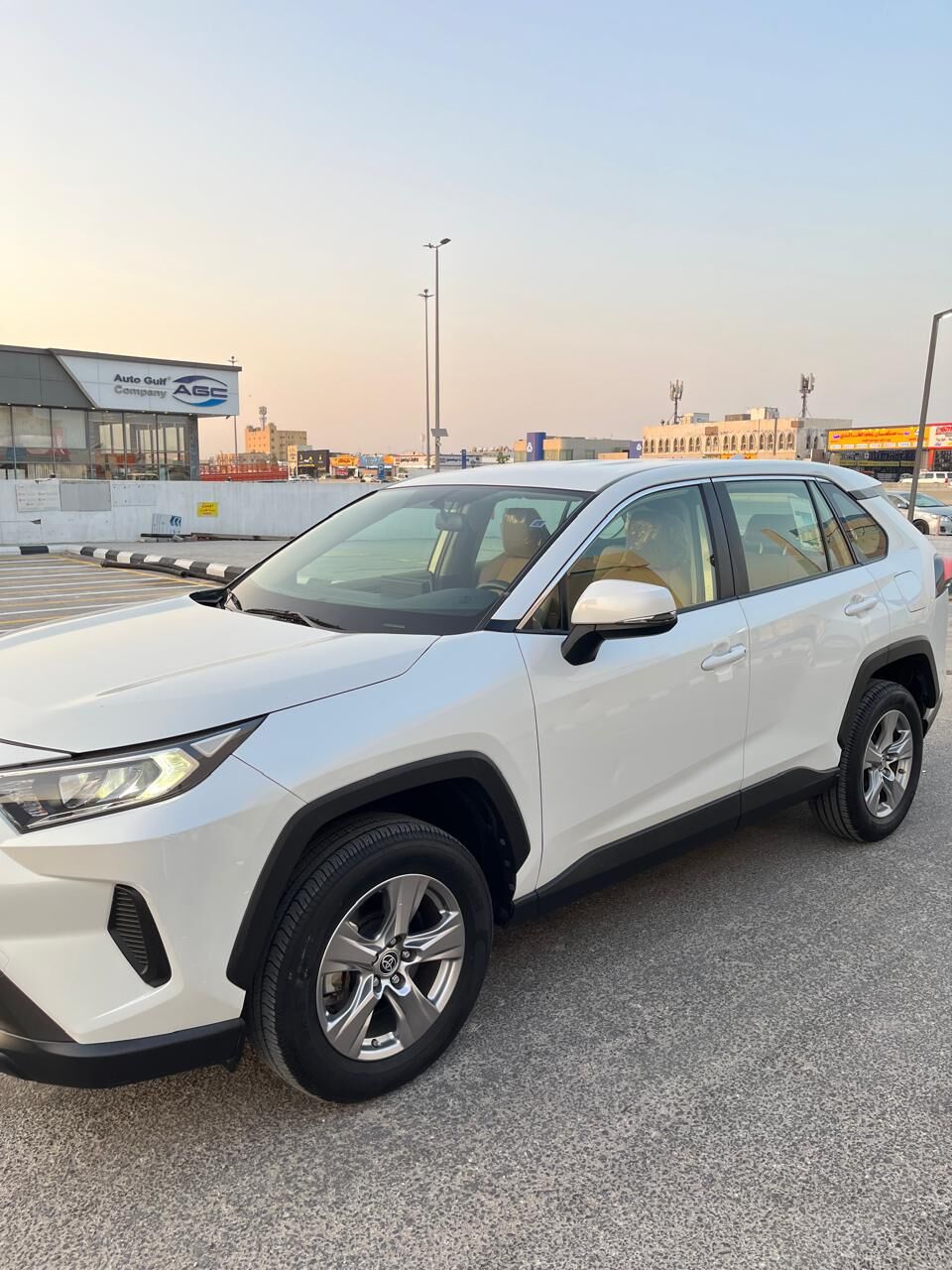 Dammam, Vehicles, Cars & Trucks , SAR 77000,  Toyota RAV4,  2023,  Automatic,  120000 KM,  Clean And Neat
