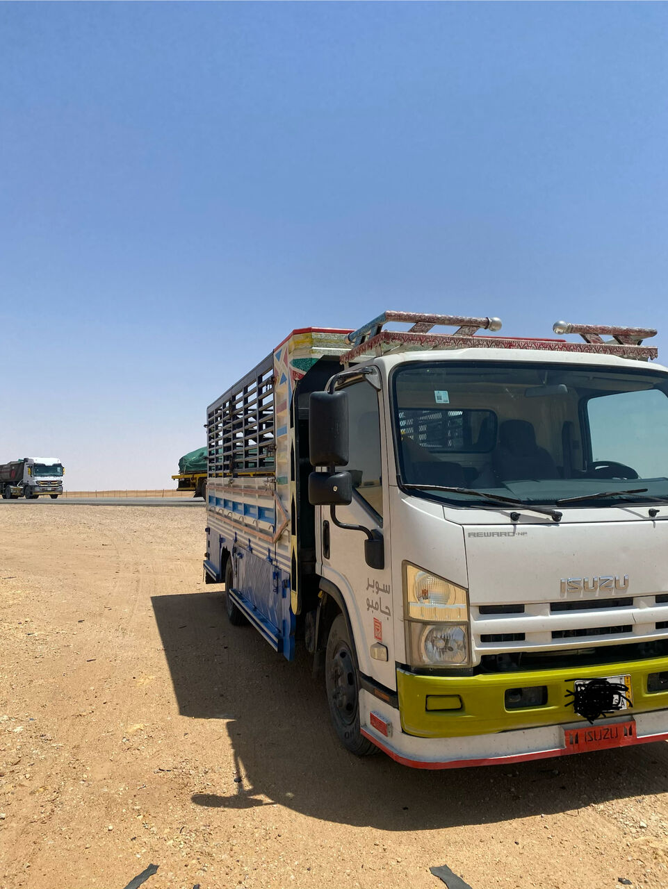 Riyadh, Logistics, Isuzu Dyna 5 Meter Available For Transport & Delivery Work