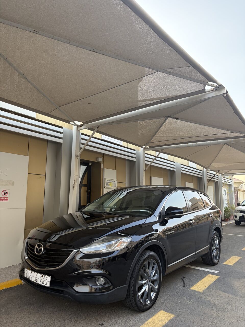 Jeddah, Vehicles, Cars & Trucks , SAR 26500,  Mazda Cx9,  2015,  Automatic,  400000 KM,