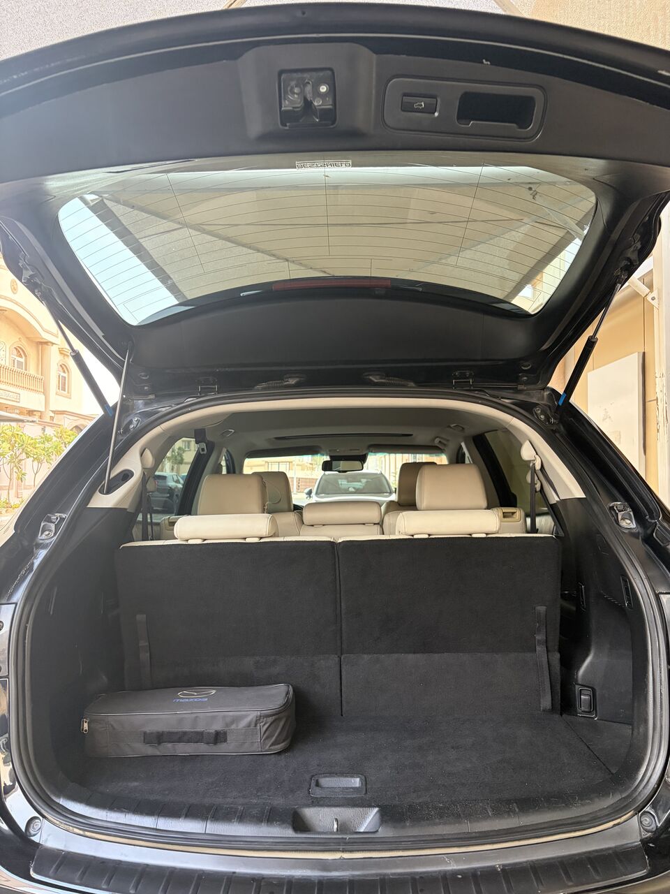 Jeddah, Vehicles, Cars & Trucks , SAR 26500,  Mazda Cx9,  2015,  Automatic,  400000 KM,