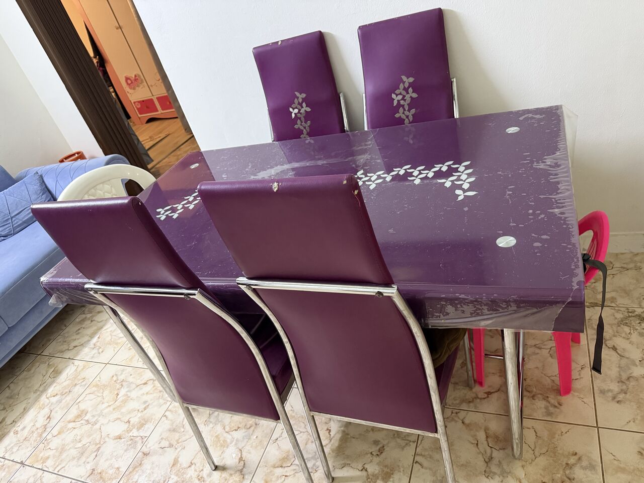 Riyadh, Household Items, SAR 250,  Dining Table