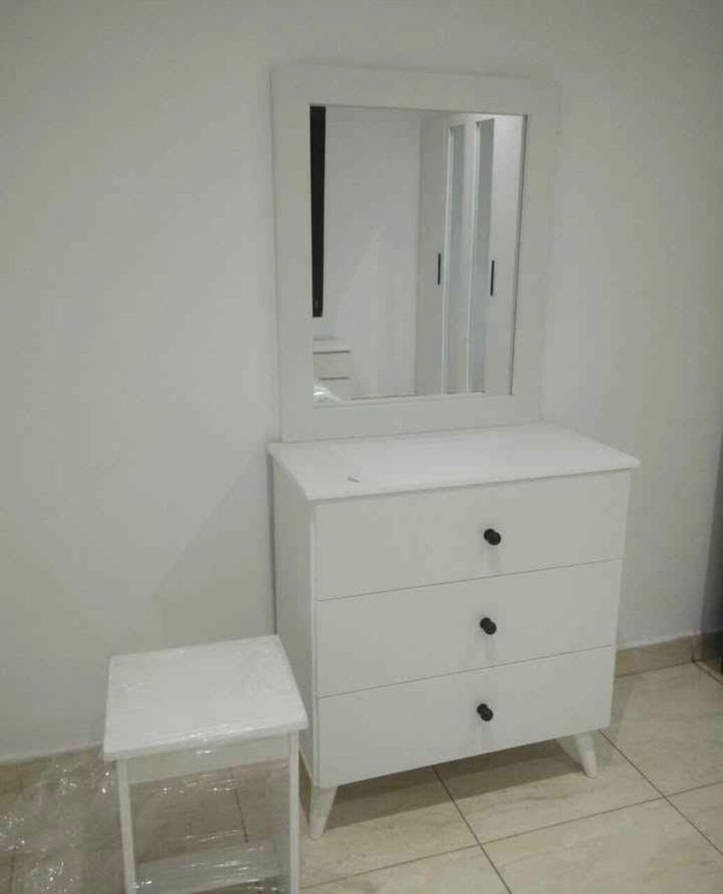 Jeddah, Furniture, SAR 1,  New Best Quality Bedroom Set With 4 Door Wardrobe Available