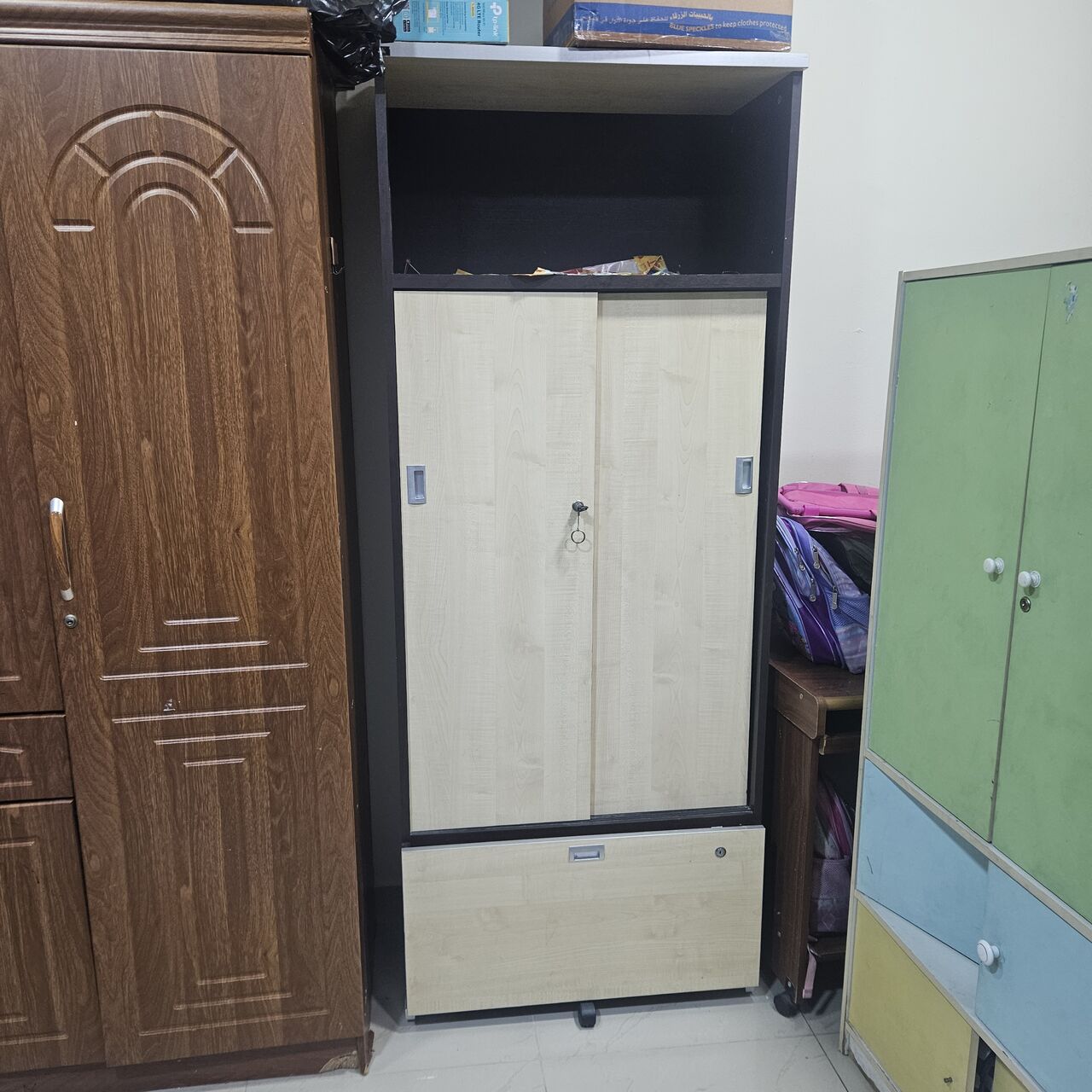 Gudaibiya, Furniture, BHD 30,  2 Nos Double Door Cupboard Wardrobe Neat Condition