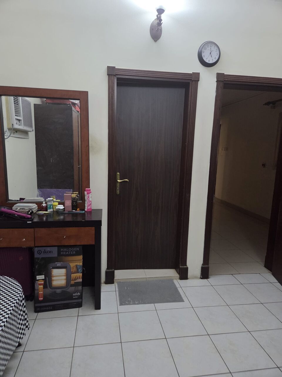 Hoora, Apartments, Flats, Houses & Villas, BHD 100/month,  Furnished,  1 BR,  100 Sq. Meter,  Sharing Room Available In Hoora