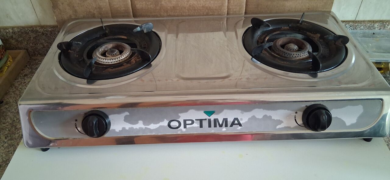 East Riffa, Household Items, BHD 30,  Gas Stove With Cylinder And Regulator