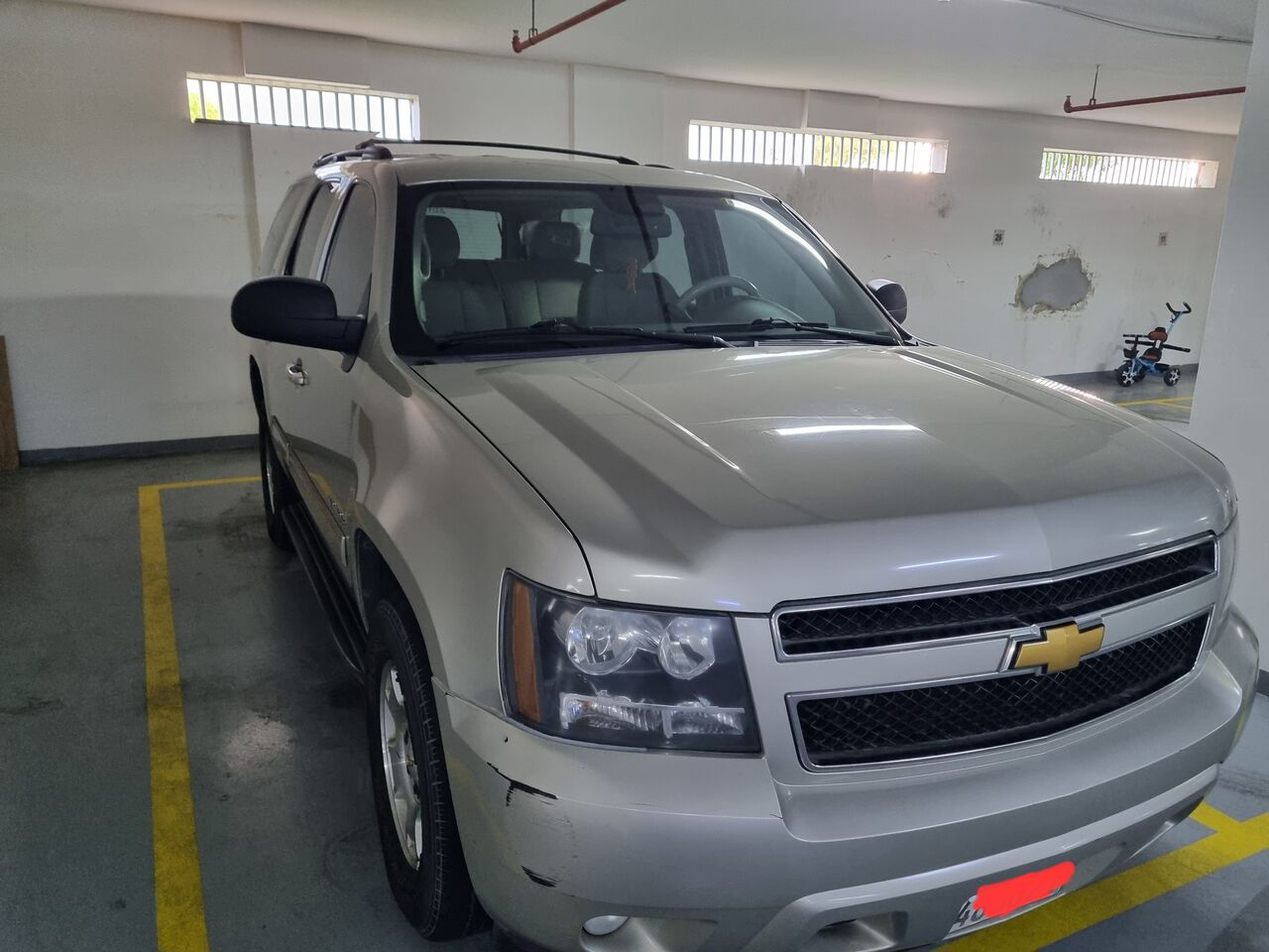 Manama, Vehicles, Cars & Trucks , BHD 5400,  Chevrolet Tahoe,  2014,  Automatic,  106 KM,  Tahoe For Sale