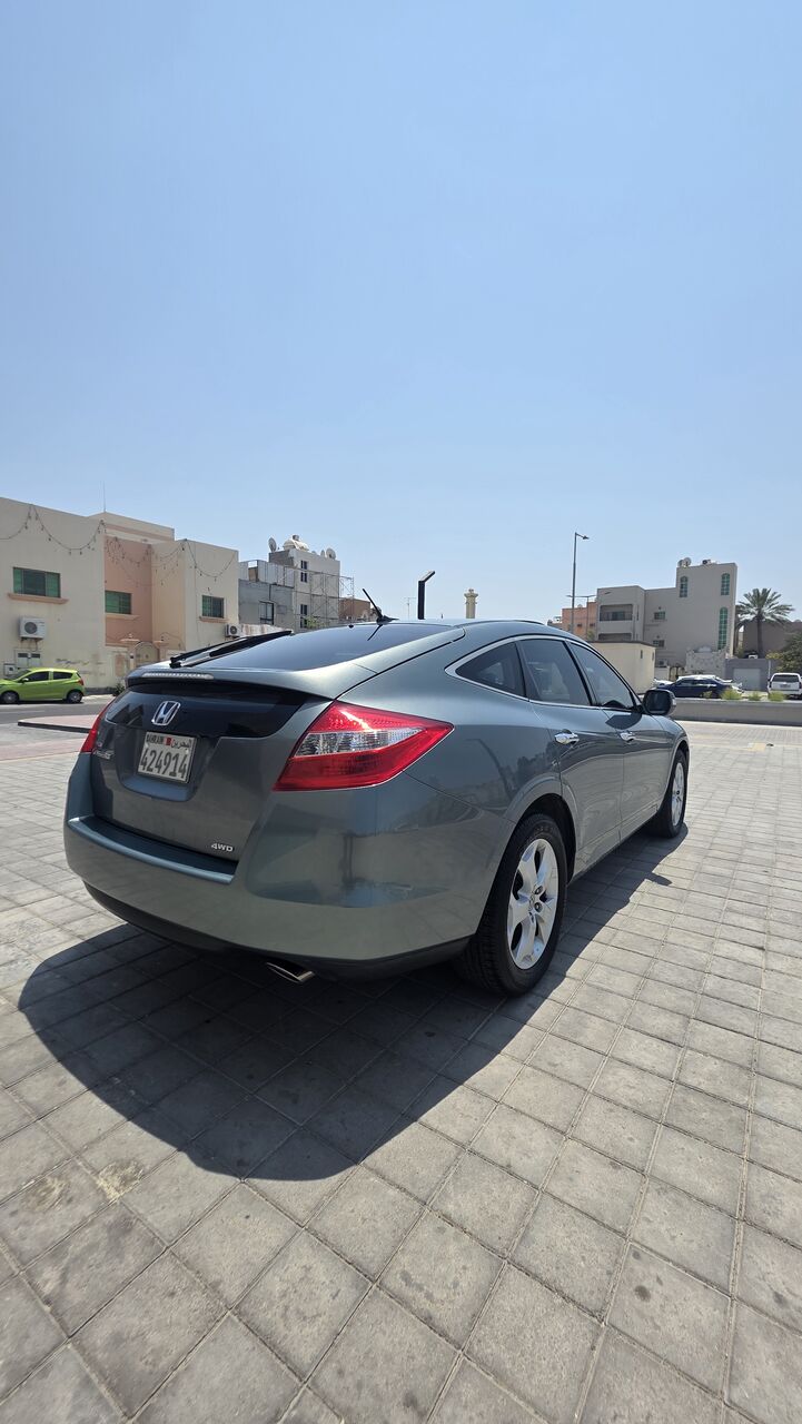 Isa Town, Vehicles, Cars & Trucks , BHD 3200,  Honda Accord Crosstour,  2012,  Automatic,  140000 KM,    Mint And Clean