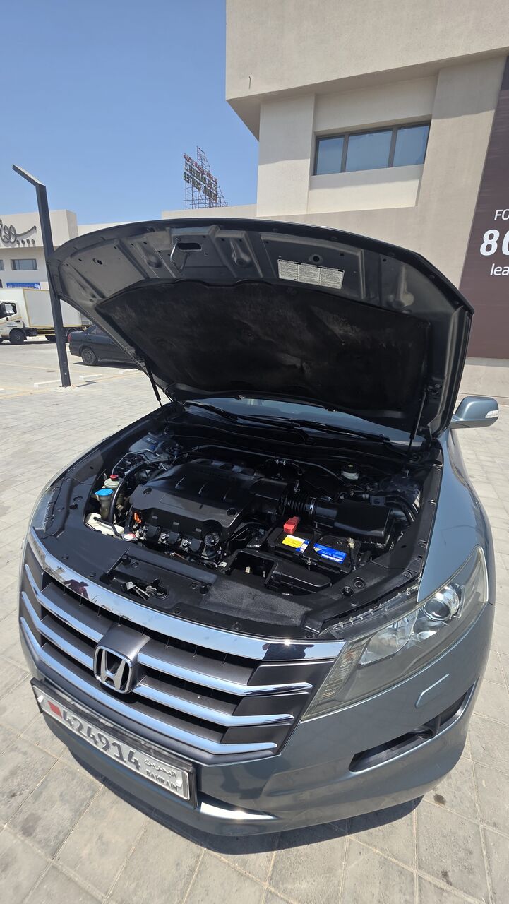 Isa Town, Vehicles, Cars & Trucks , BHD 3200,  Honda Accord Crosstour,  2012,  Automatic,  140000 KM,    Mint And Clean