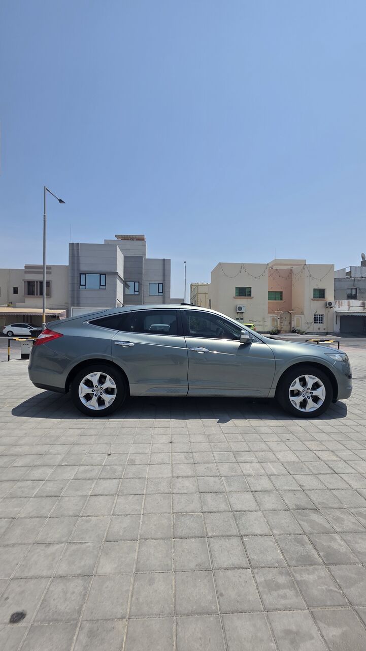 Isa Town, Vehicles, Cars & Trucks , BHD 3200,  Honda Accord Crosstour,  2012,  Automatic,  140000 KM,    Mint And Clean