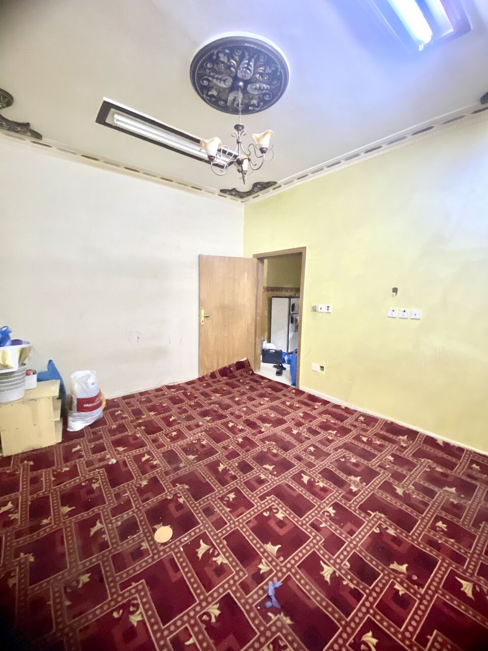 Al Iskan, Rooms for Rent, SAR 800/month,  Single Room For Rent