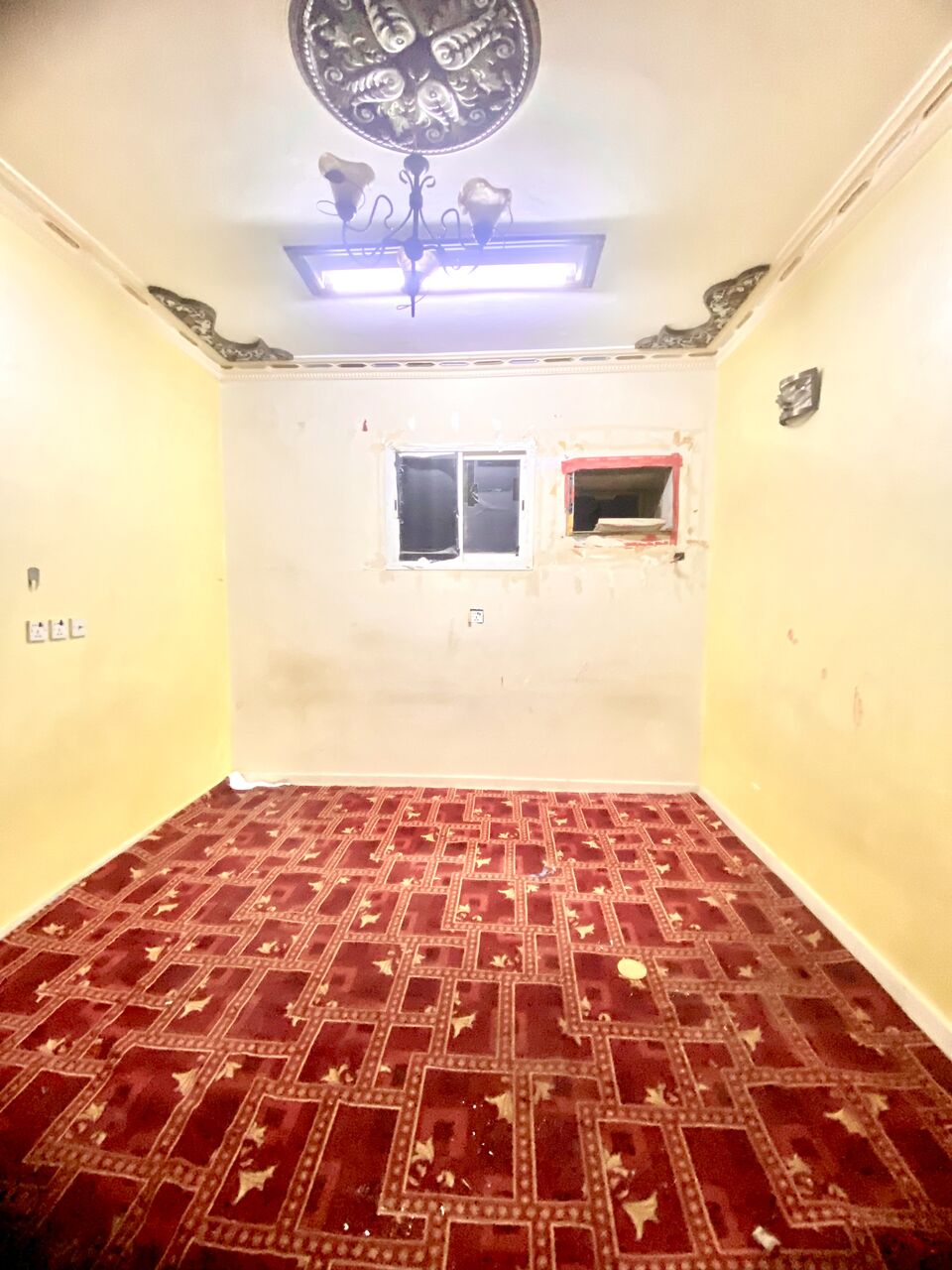 Al Iskan, Rooms for Rent, SAR 800/month,  Single Room For Rent
