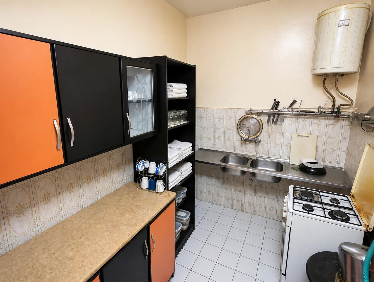 Al Wizarat, Apartments, Flats, Houses & Villas, SAR 31000/year,  4 BR,  1 Hall 2 Toilets In Al Wazarat / Hara (opposite Of Safa Makkah Clinic)