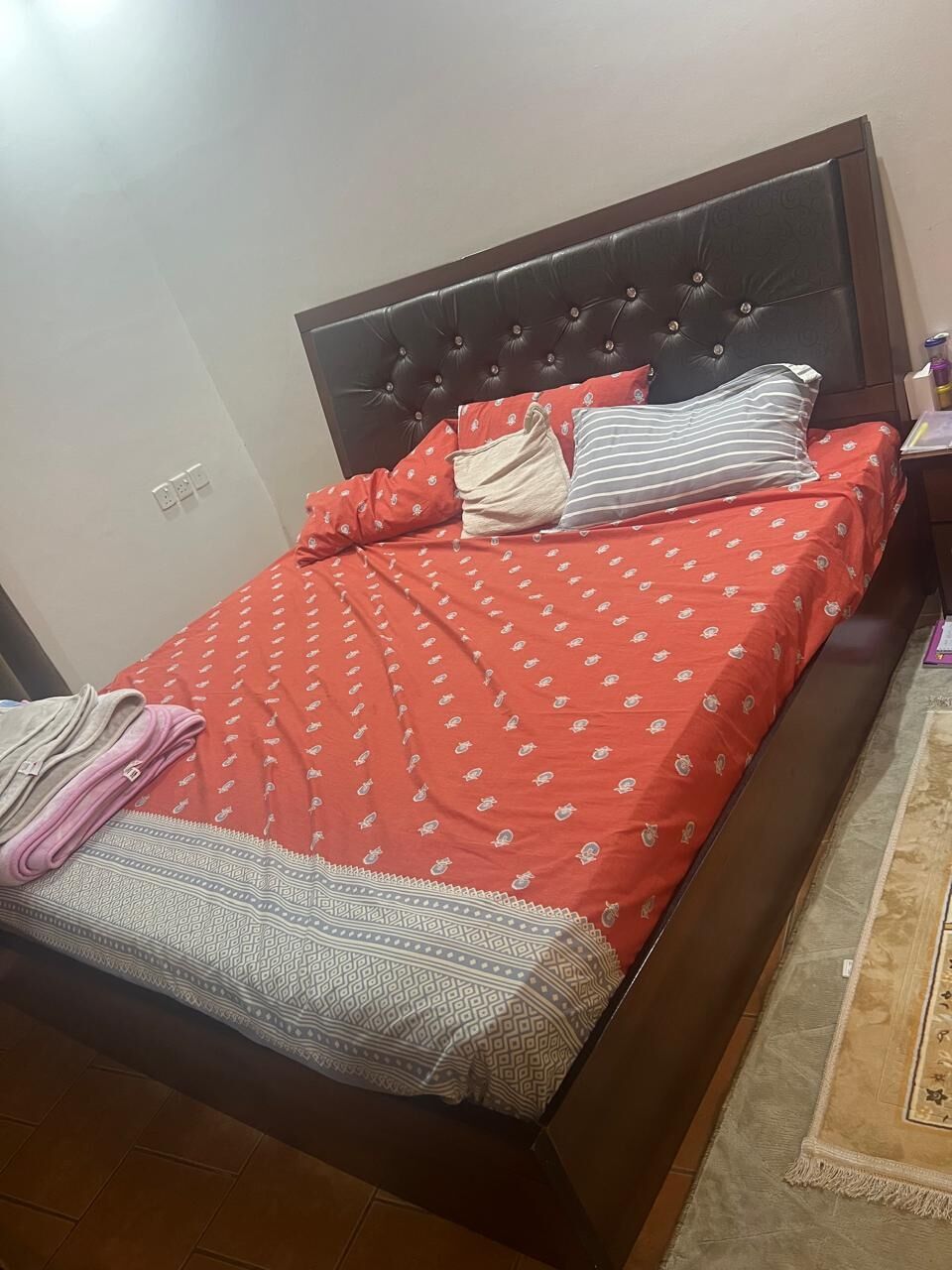 Riyadh, Furniture, SAR 500,  Used Wardrobe And Bed For Sale