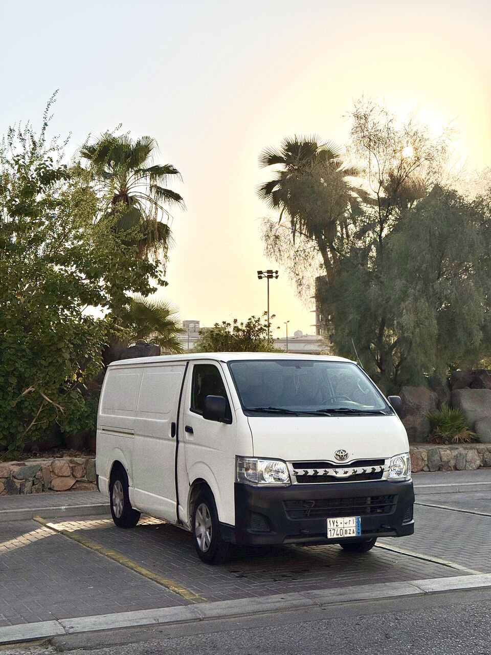Jeddah, Vehicles, Cars & Trucks , SAR 45000,  Toyota Hi-Ace,  2013,  Manual,  284000 KM,  Toyota Hiace  (Urgent Sale)