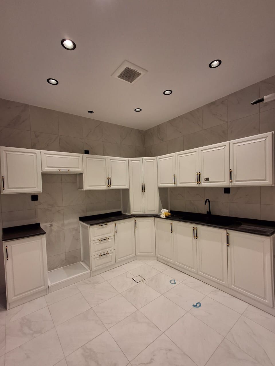 Jeddah, Furniture, SAR 1,  Used Kitchens For Sale At The Cheapest Prices مطابخ مستعمله للبيع بأرخص الاسعا