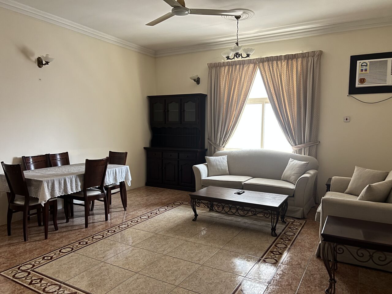 Juffair, Apartments, Flats, Houses & Villas, BHD 250/month,  Furnished,  2 BR,  2 Bedrooms FF  Flat In Juffair Incld Ewa