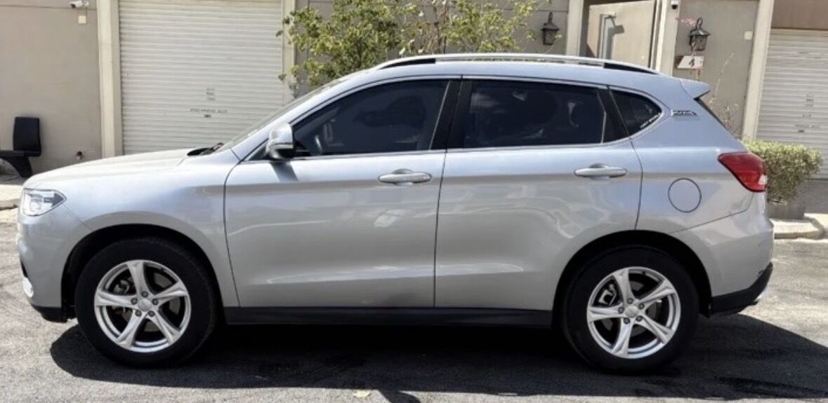 Riyadh, Vehicles, Cars & Trucks , SAR 33000,  Great Wall Haval H2,  2020,  Automatic,  180000 KM,  Good & Maintained, With Some Scratches, Ready To By Used