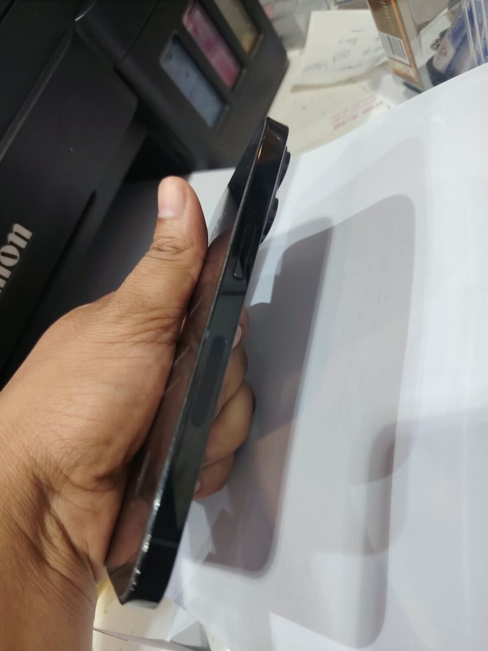 Riyadh, Mobile Phones, SAR 2100,  Iphone 14 Pro 256gb BH 82 E-Sim Black