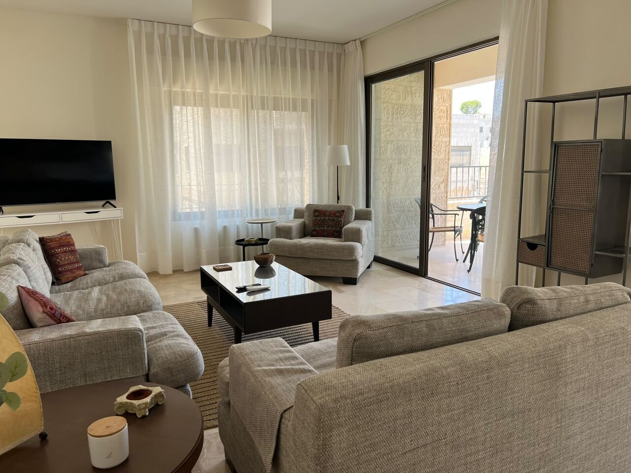 Jabal Al-Weibdeh, Apartments, Flats, Houses & Villas, JOD 16000/year,  Furnished,  3 BR,  Fully Furnished 3B Apart With Baconly In Jabal Webdeh 00962777688956