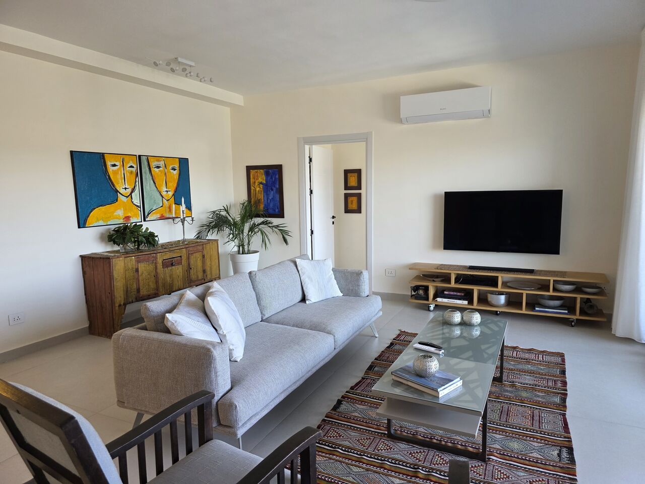 Jabal Al-Weibdeh, Apartments, Flats, Houses & Villas, JOD 20000/year,  Furnished,  2 BR,  Brandnew Fully Furnished 2B Apart With Baconly In Jabal Webdeh 00962777688956