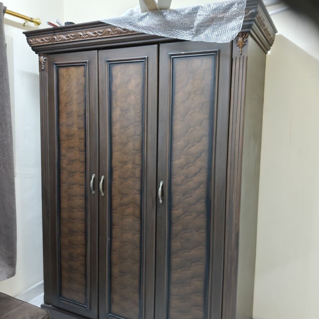 Al Nakhil, Furniture, SAR 600,  Huge Wardrobe In Excellent Condition