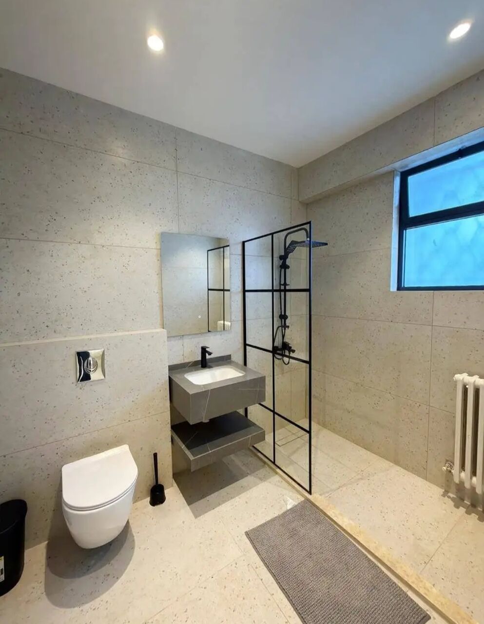 Amman, Apartments, Flats, Houses & Villas, JOD 16000/year,  Furnished,  3 BR,  Ground Fully Furinshed 3B Apartment With Garden And Terrace In 3rd Circle 00962777688956
