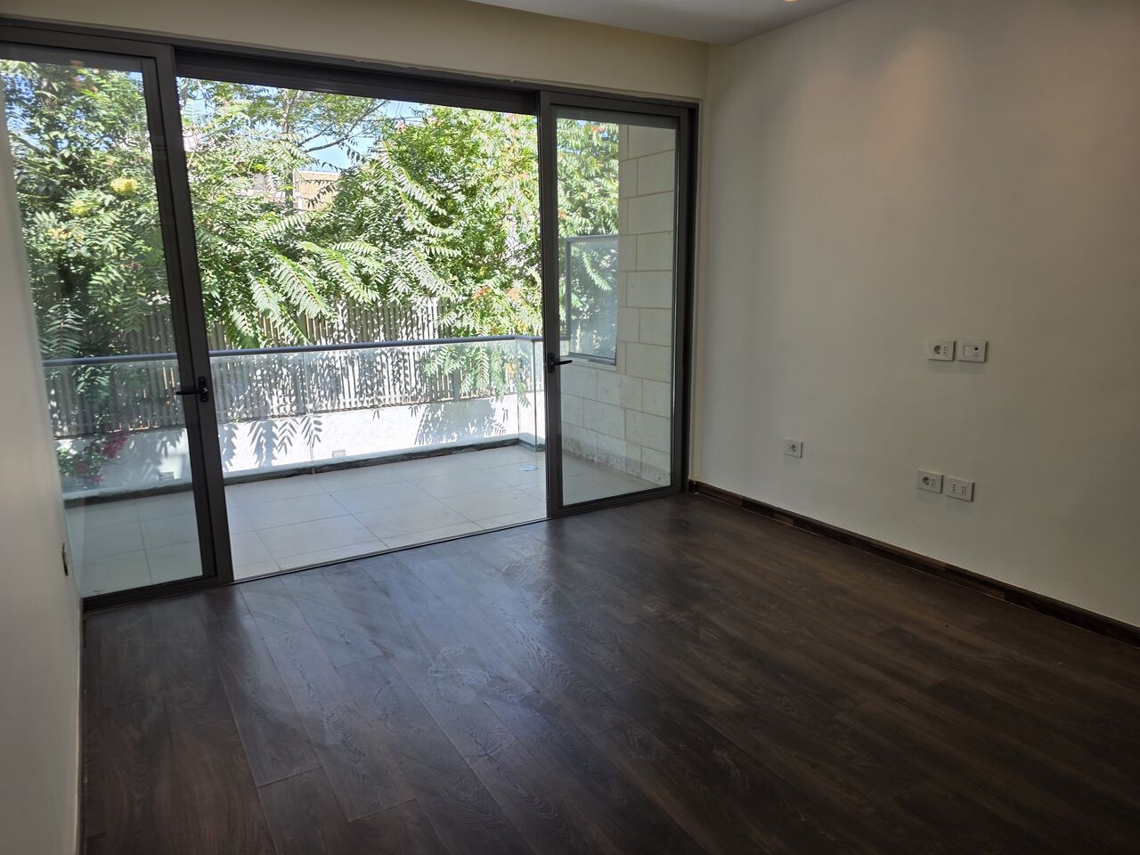 Abdoun, Apartments, Flats, Houses & Villas, JOD 20000/year,  4 BR,  Deplux Semi Furnished 4B Apart With Terrace And Baconly In Abdoun 00962777688956