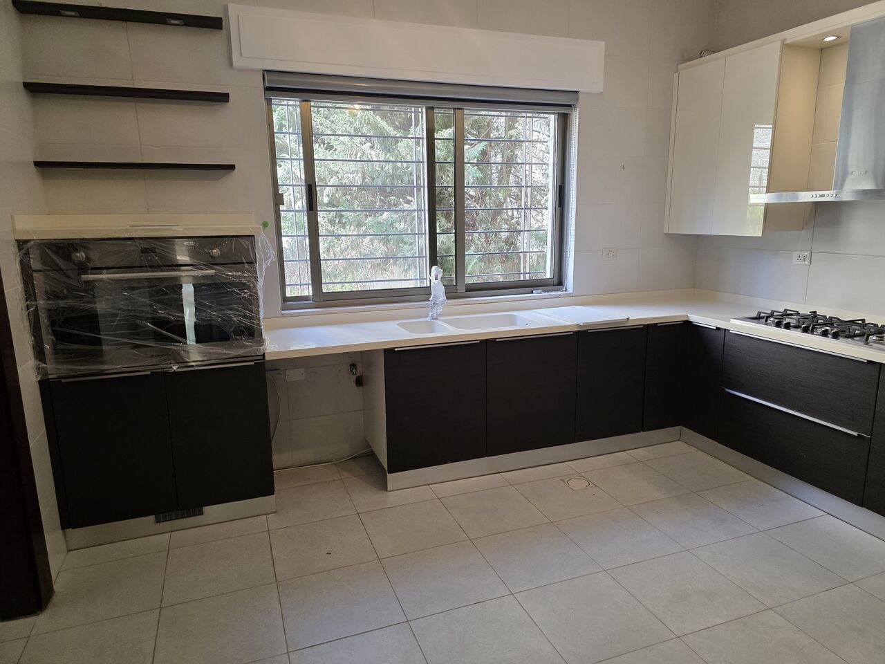 Abdoun, Apartments, Flats, Houses & Villas, JOD 20000/year,  3 BR,  Ground Semi Furnished 3B Apart With Outside Terrace In Abdoun 00962777688956