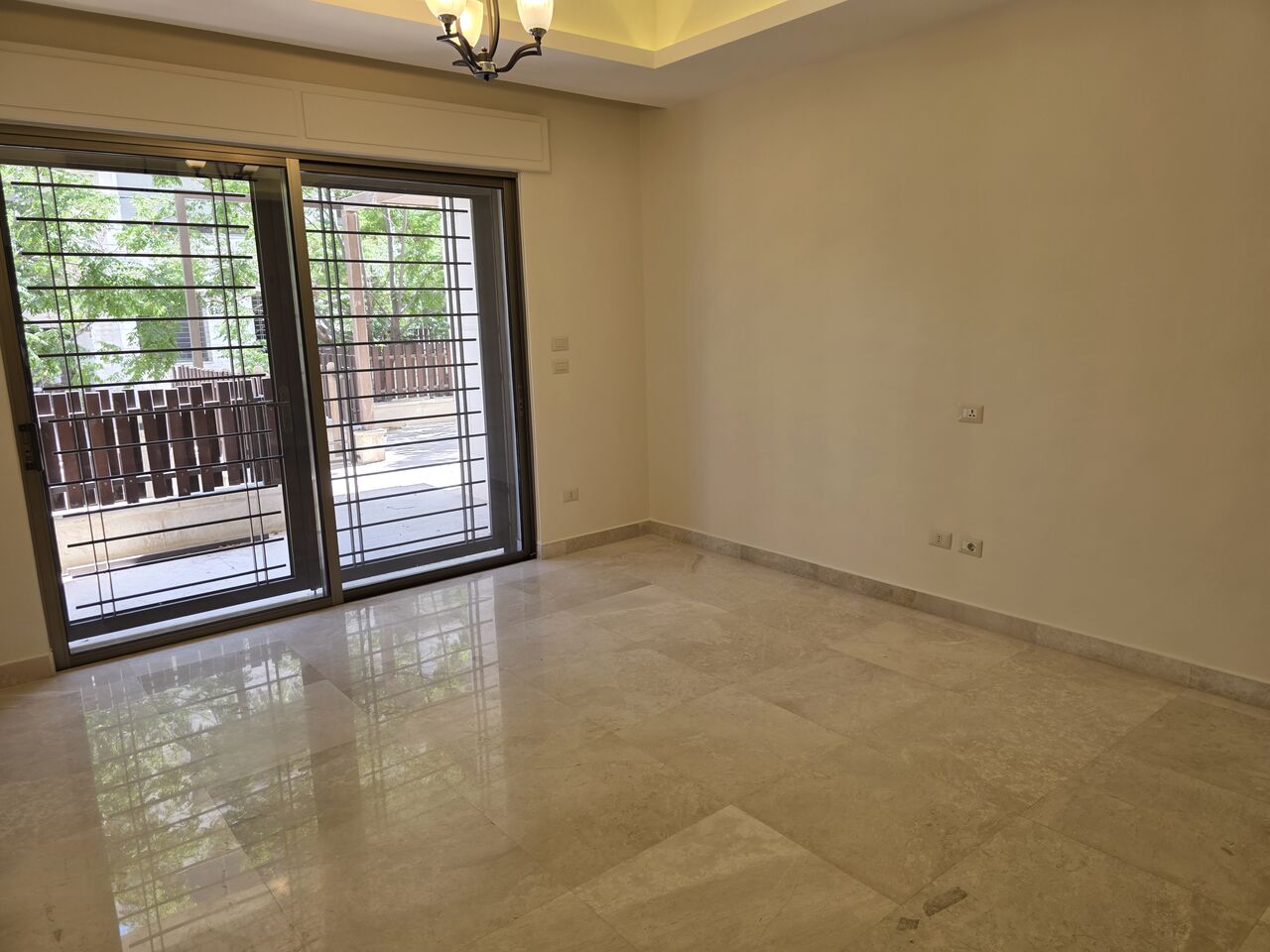 Abdoun, Apartments, Flats, Houses & Villas, JOD 20000/year,  3 BR,  Ground Semi Furnished 3B Apart With Outside Terrace In Abdoun 00962777688956