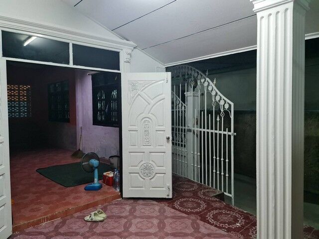 Bangkok, Real Estate For Sale, THB 7500,  3 BR,  36 Sq. Feet,  Look Ahead And Aim To Buy Storage Like You Would Buy Gold. Bang Ya Phraek, Ban Mut Sakhon