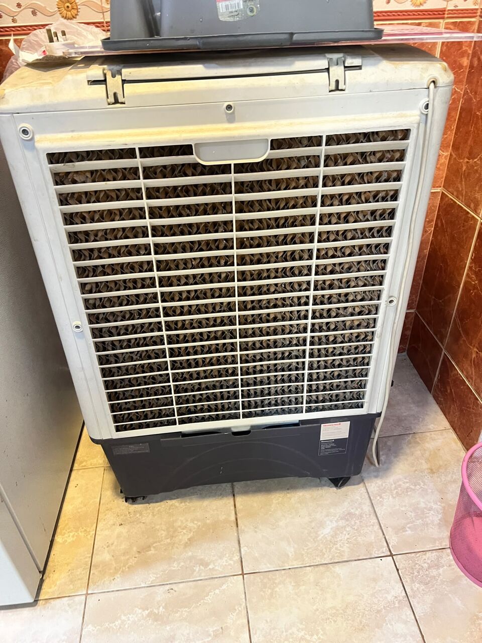 Dammam, Appliances, SAR 1900,  Urgently Selling Wardrobe,cot,bed,washing Machine,fridge
