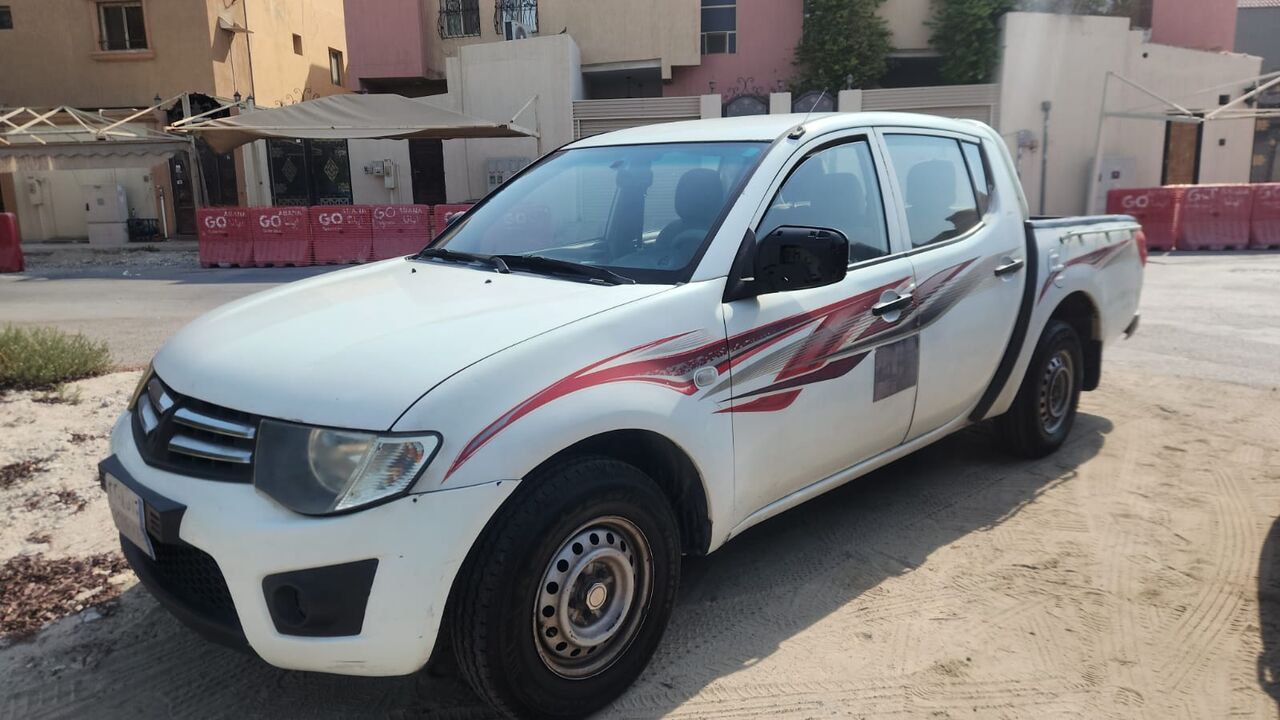Khobar, Vehicles, Cars & Trucks , SAR 15000,  Mitsubishi L 200,  2015,  495000 KM,  Mitsubishi Pick For Cheap