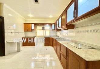 Kuwait City, Apartments, Flats, Houses & Villas, KWD 900/month,  4 BR,  4-Bedroom Family Floor For Rent In Jabriya