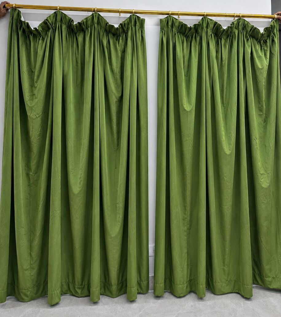 Dammam, Furniture, SAR 650,  Urgent Sale /on Exit / Dinning Table / Teapoy Table / 5 Wall Curtain / Negotiable Price