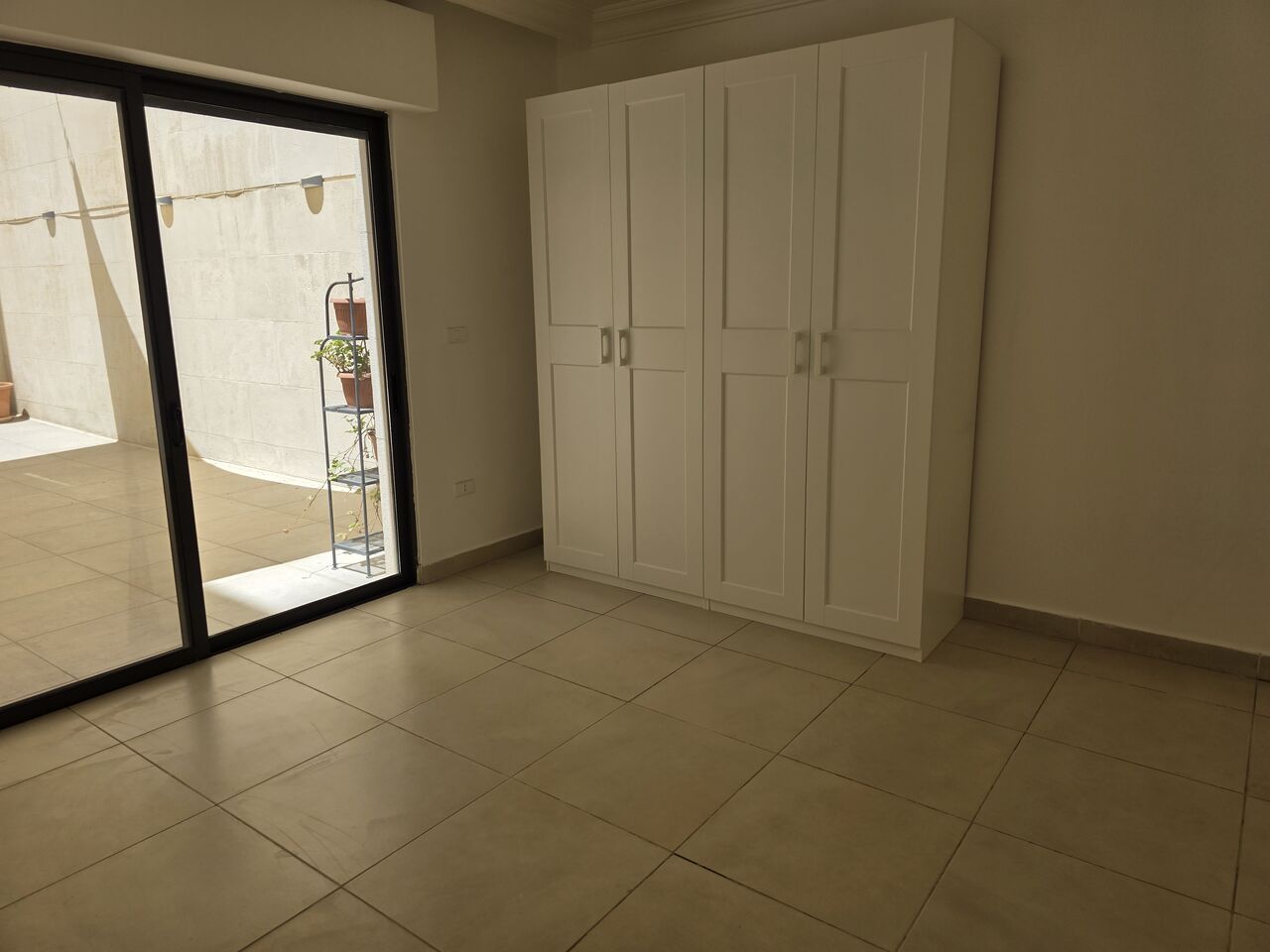 Abdoun, Apartments, Flats, Houses & Villas, JOD 24000/year,  3 BR,  Ground Semi Furnished 3B Apart With Big Terrace In Abdoun 00962777688956