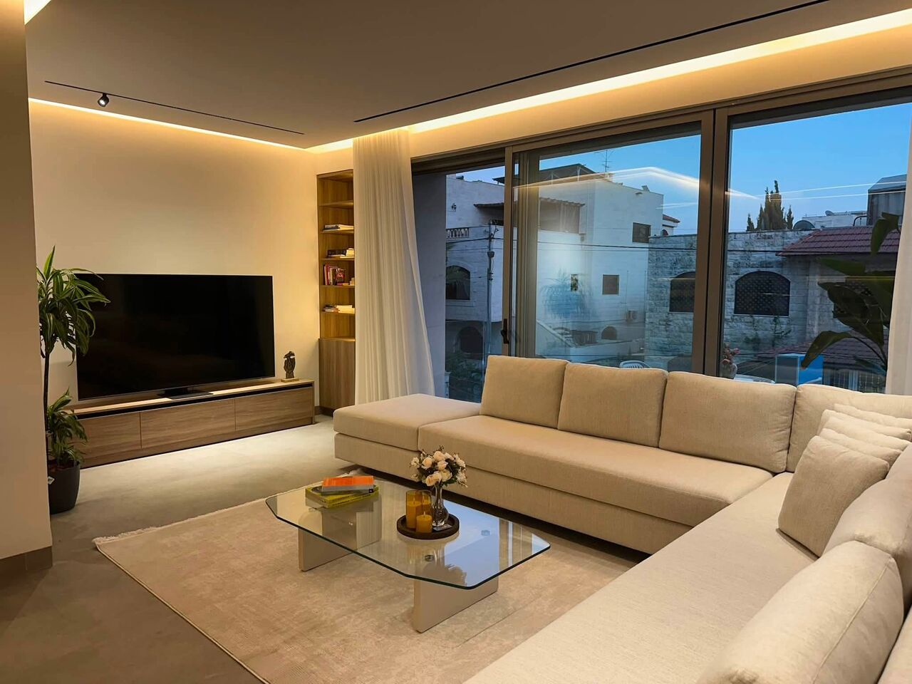 Amman, Apartments, Flats, Houses & Villas, JOD 19000/year,  Furnished,  2 BR,  Brandnew Fully Furnished 2B Apart With Baconly In Swefieh 00962777688956