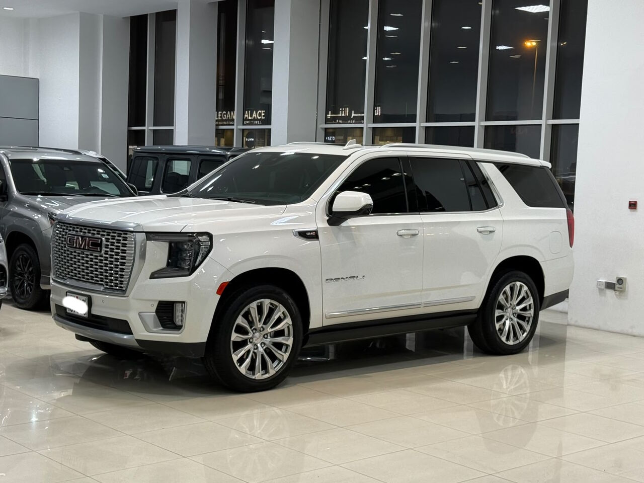 Manama, Vehicles, Cars & Trucks , BHD 25500,  GMC Yukon Denali,  2024,  Automatic,  86800 KM,    (White)