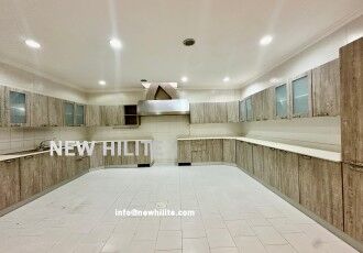 Kuwait City, Apartments, Flats, Houses & Villas, KWD 1150/month,  4 BR,  Spacious 4-Bedroom Floor With Private Entrance For Rent In Jabriya