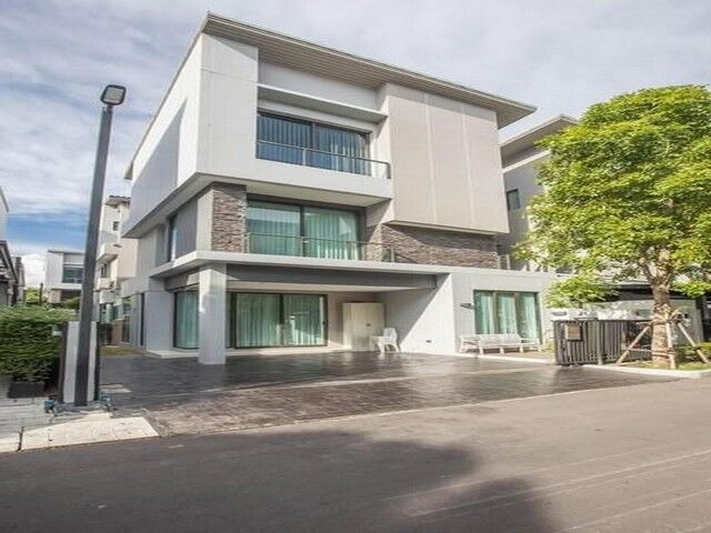 Bangkok, Villas, THB 120000,  36 Sq. Feet,  3-story Twin House For Rent, 4 Bedrooms, 4 Bathrooms, Baan Klang Muang Classe