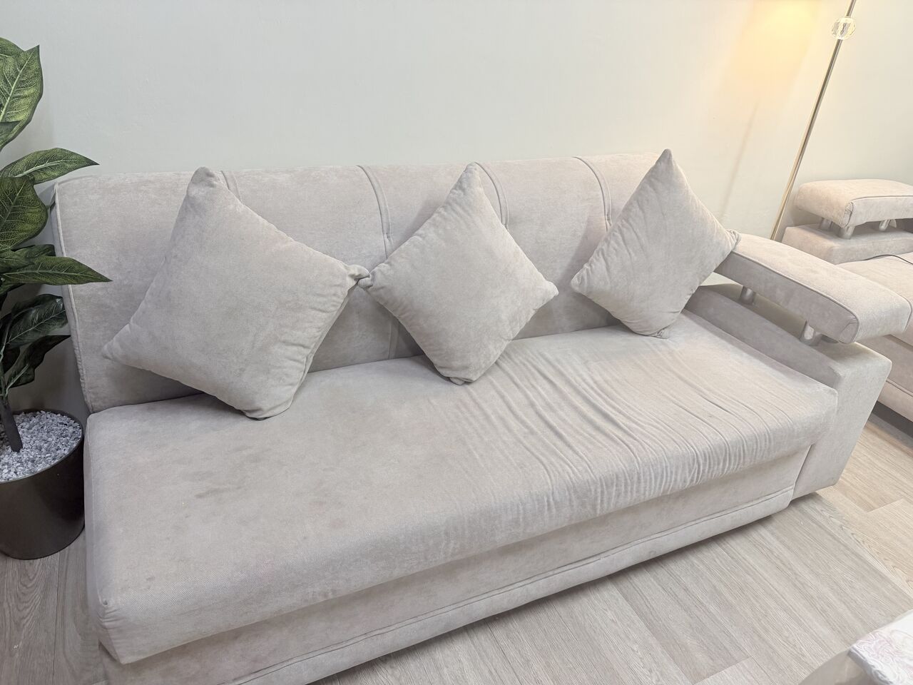 Al Badiyah, Furniture, SAR 600,  9Seater Sofa Set