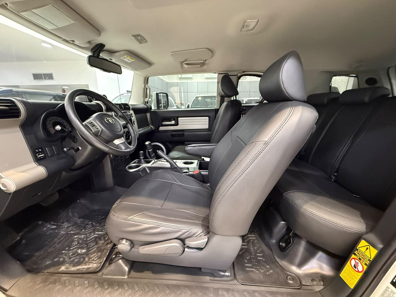 Manama, Vehicles, Cars & Trucks , BHD 7400,  Toyota FJ Cruiser,  2016,  Automatic,  251800 KM,    (White)