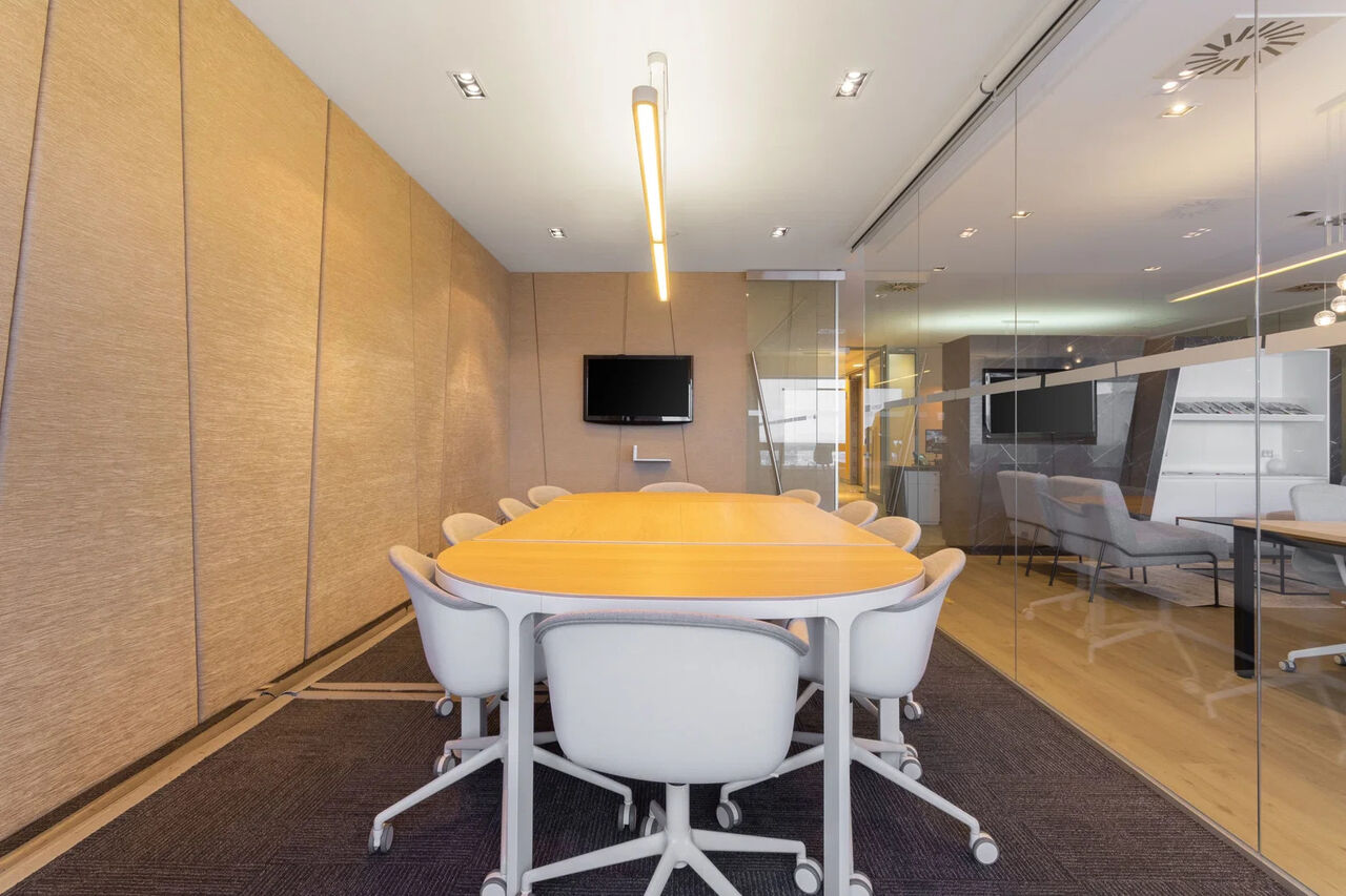 Colombo, Offices, LKR 11900,  538 Sq. Feet,  Plug-and-Play Office Space For Growing Teams In Regus Sino Lanka