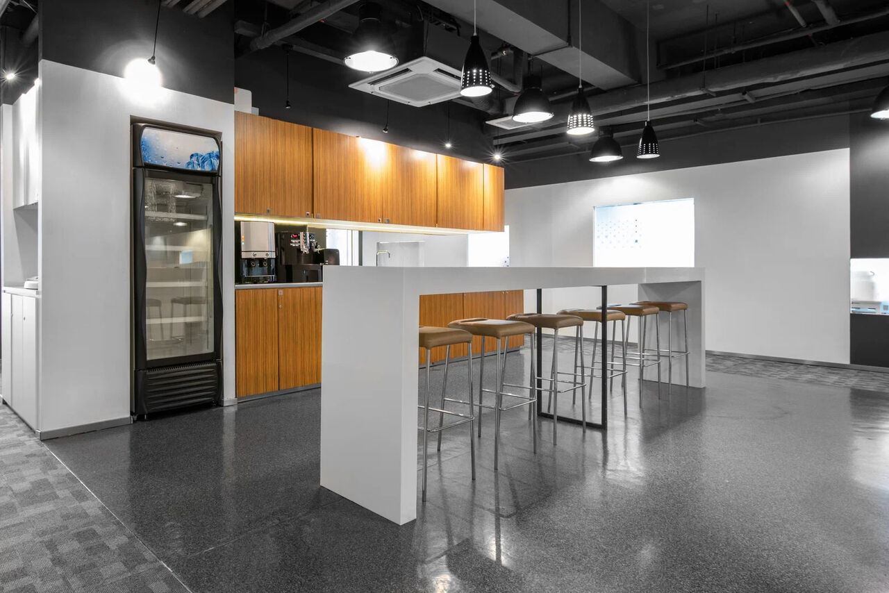 Colombo, Offices, LKR 11900,  538 Sq. Feet,  Plug-and-Play Office Space For Growing Teams In Regus Sino Lanka