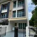 THB 35000,  29 Sq. Feet,  For Rent And Sale, 3-story Townhome, 3 Bedrooms, 3 Bathrooms, Baan Klang Muang Rama 9