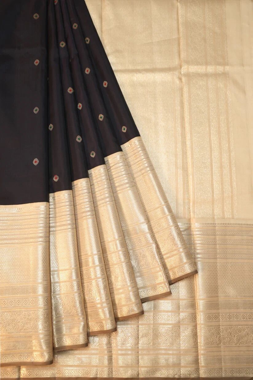 Kurnool, Businesses For Sale, Exclusive Black Colour Saree With Golden Border | Mavuris